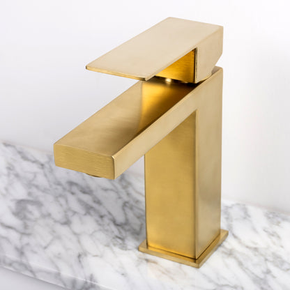 IKOU LIVING Kirk Single Lever Bathroom Faucet
