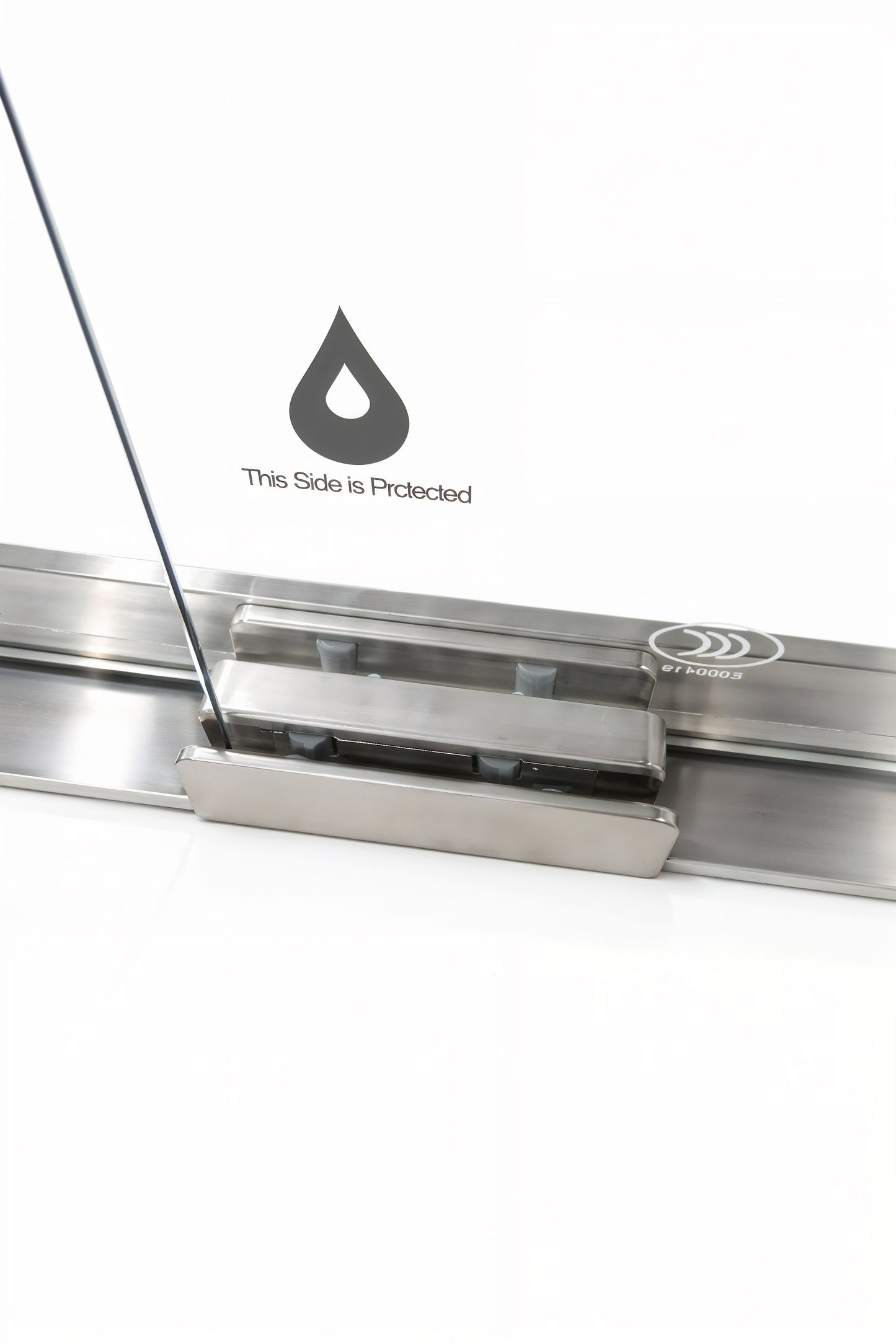 Strata (NBB-622) 60X60 Framed Double Sliding Shower Door For Bathtub - 8mm Tempered Glass